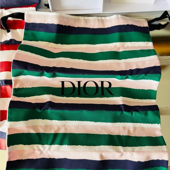 Dior very rare Novelty Skincare Set with Multicolor Pouches. - Picture 6 of 6